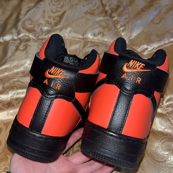Worn Once: Like New. Orange & Black Nike Air Force Mid Size 7 Women - Picture 5 of 5